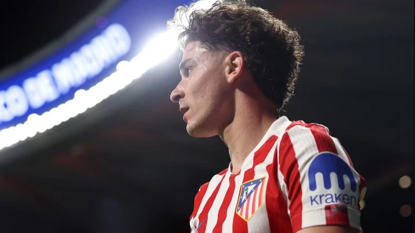 Barcelona bị điều tra vì Julian Alvarez, nguy cơ đóng cửa sân và cấm chuyển nhượng