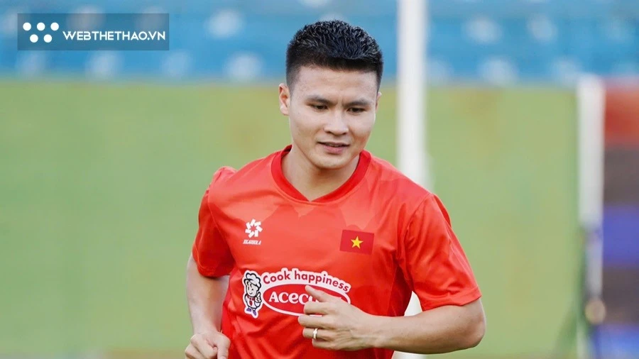 Quang Hải cân bằng kỷ lục của Công Vinh, đi vào lịch sử tuyển Việt Nam