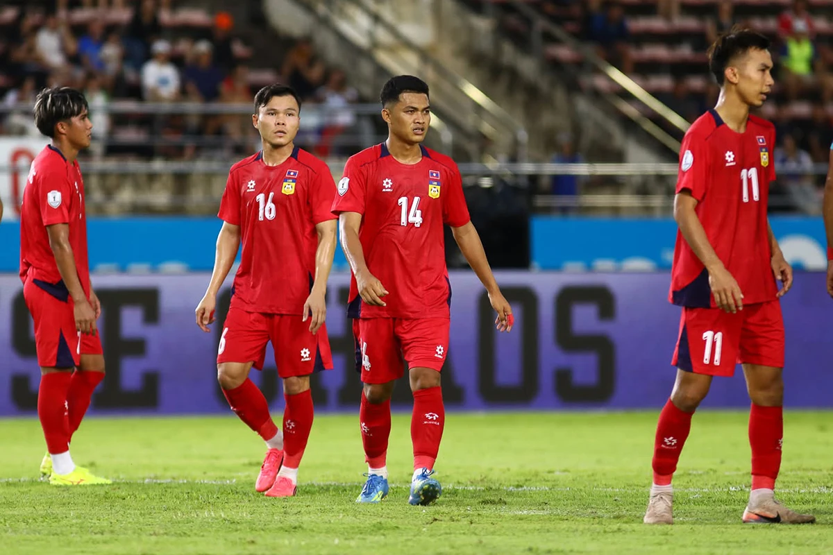 Đội tuyển Lào nói lời chia tay ASEAN Cup 2026 với 4 trận toàn thua và phải nhận đến 3 thẻ đỏ, con số ngang với lượng bàn thắng mà họ ghi được tại giải. Ảnh: ASEAN United