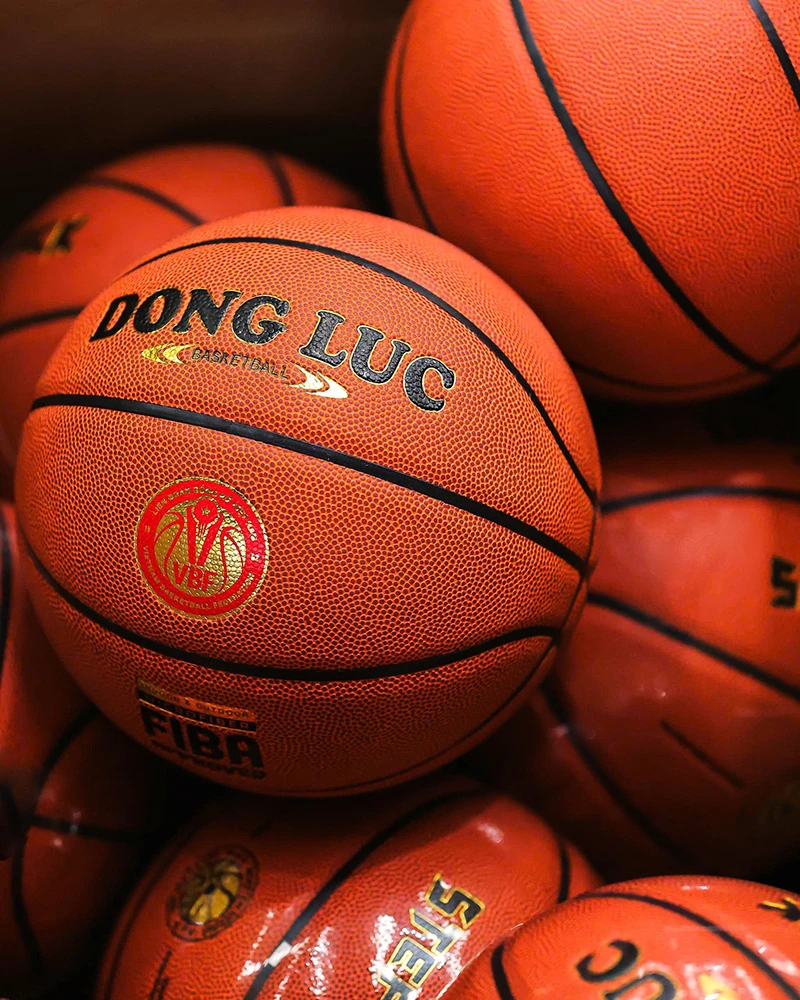 Bóng rổ FIBA Approved Stepback Size 7 đạt chứng nhận FIBA