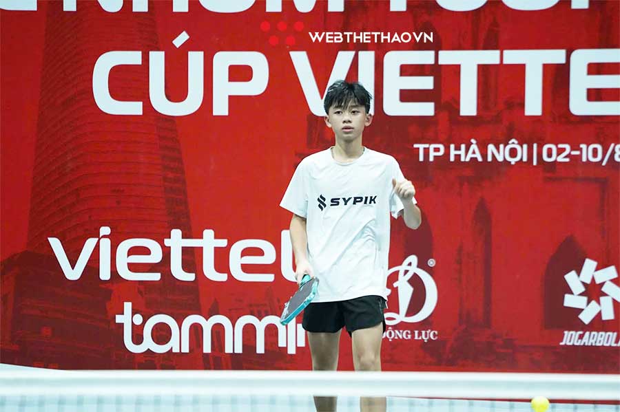 Mới làm quen với pickleball khoảng một năm, Phạm Tấn Sang đã xuất sắc giành HCV U14 đơn nam tại Cúp Viettel Tammi 2026, mở ra một hành trình đầy triển vọng.