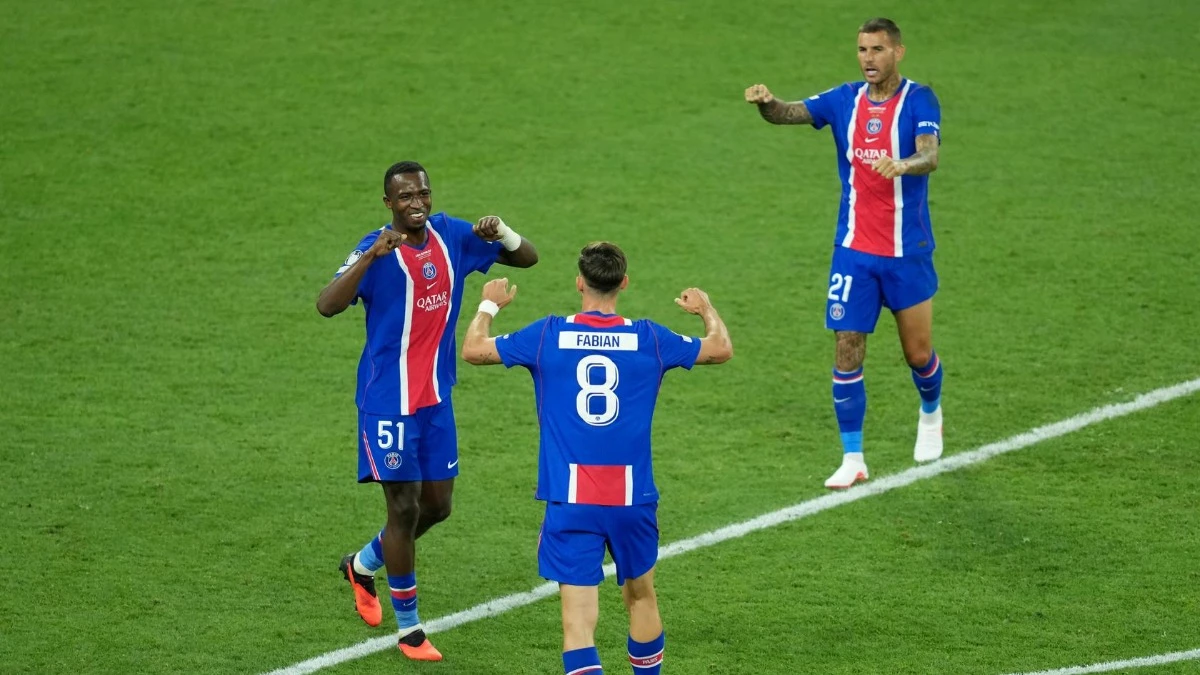 PSG đoạt Siêu cúp châu Âu dù không thể áp đảo Aston Villa