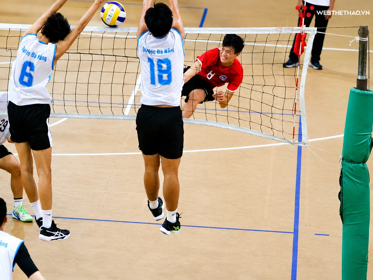 32292fb7-ac68-4a97-8cdb-f06a0c352ff6.jpg