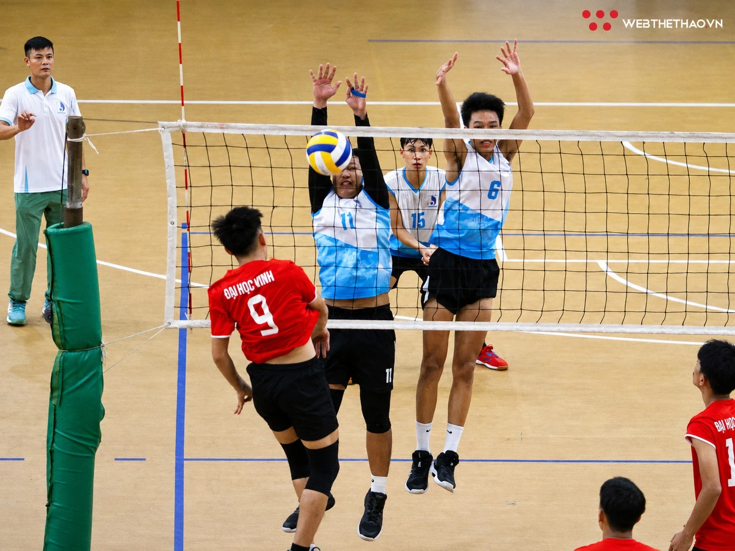 Thắng lợi quan trọng trước Trường ĐH Vinh khép lại hành trình đầy cảm xúc của thầy trò HLV Trương Anh Tuấn. Ảnh: Trần Khánh