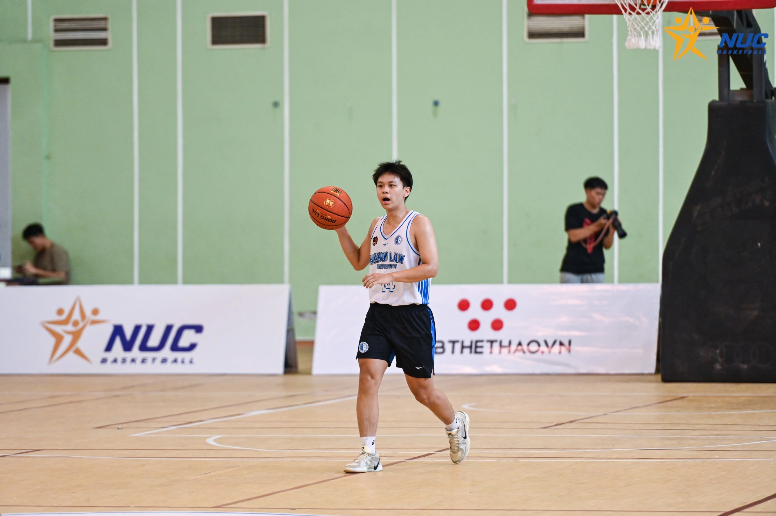 HMC_3827.jpg