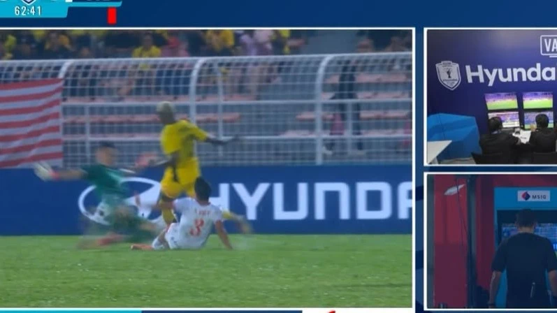 Báo Malaysia đồng loạt nhắc VAR sau thất bại 0-2 trước Việt Nam