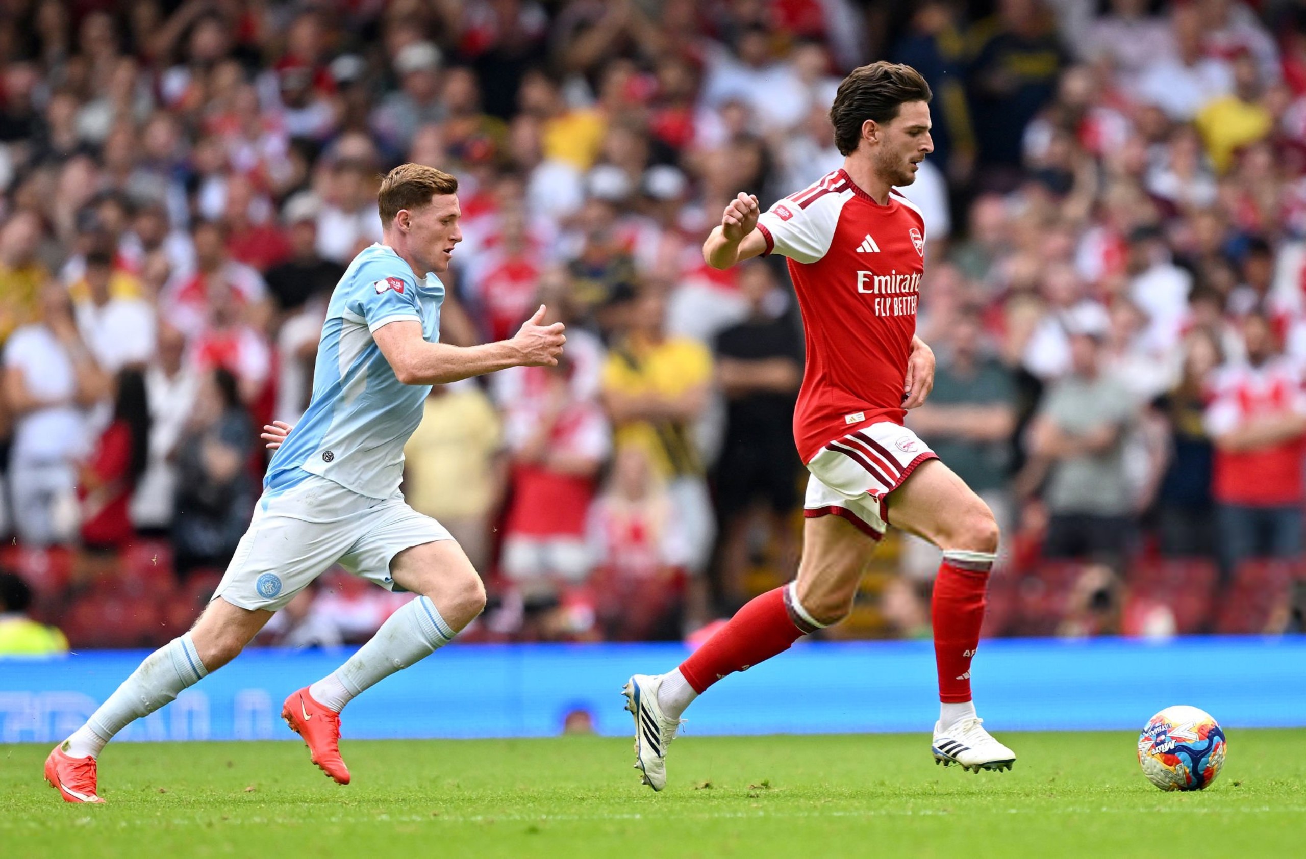 Man City dù thua Arsenal ở Siêu cúp vẫn có nhiều khả năng nhất cạnh tranh chức vô địch Ngoại hạng Anh (Ảnh: x.com)