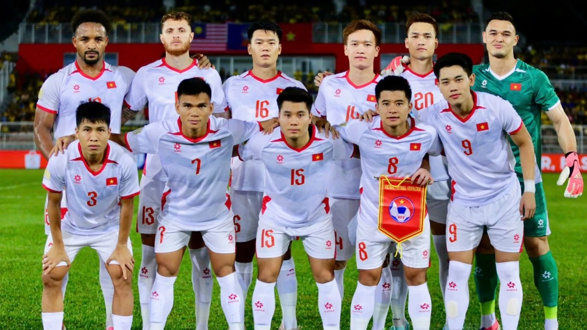Việt Nam tái đấu Malaysia: HLV Kim Sang Sik sẽ xoay tua những vị trí nào?