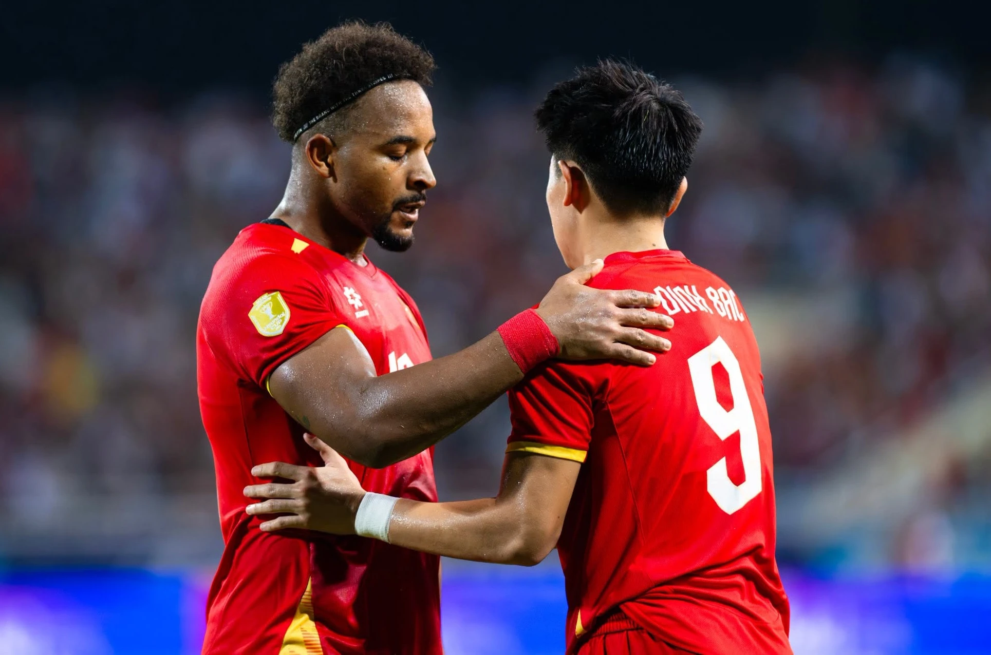 Xuân Son và Đình Bắc đều ghi được 5 bàn thắng tại ASEAN Cup 2026 (Ảnh: Sport 5)