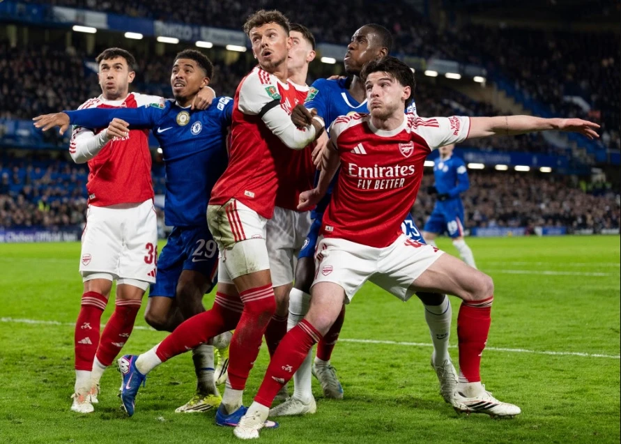 Arsenal được coi là chuyên gia ở các tình huống cố định (Ảnh: Independent)