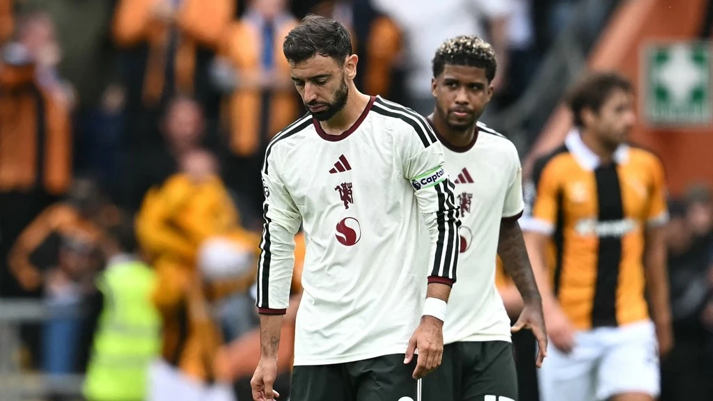 Fernandes: "Chúng tôi lại mắc những sai lầm như mùa trước"