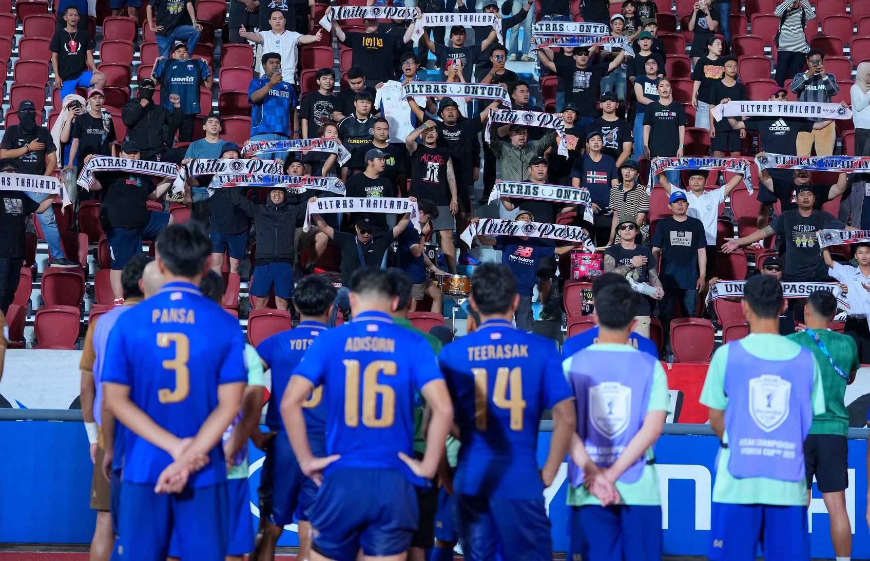 Không nhiều khán giả đến sân cổ vũ Thái Lan ở ba trận trước tại ASEAN Cup 2026. Ảnh: FAT