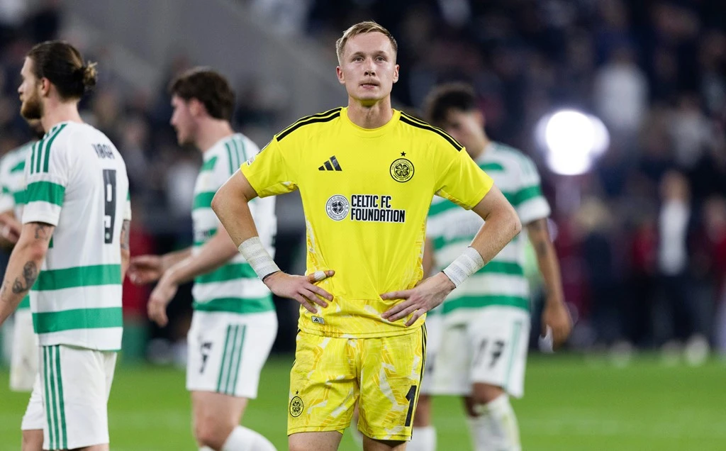 Celtic trải qua đêm ác mộng trên đất Áo ở lượt về vòng play-off Champions League (Ảnh: Sky Sport)
