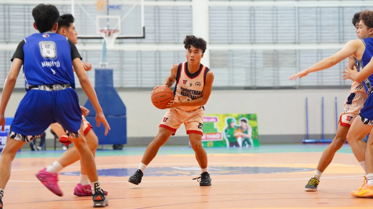 Nhà vô địch miền Nam TDTU thị uy sức mạnh trận mở màn CKTQ NUC Basketball 2026