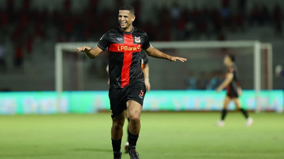 Vắng Hoàng Đức, Ninh Bình vẫn toàn thắng ở V.League