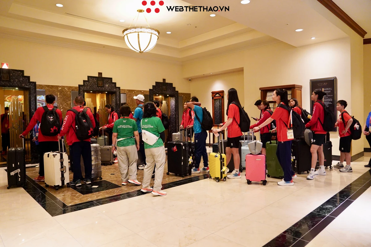 Xe đưa đội tới nhầm khách sạn – nơi tổ chức họp kỹ thuật và có một số đội tuyển khác lưu trú