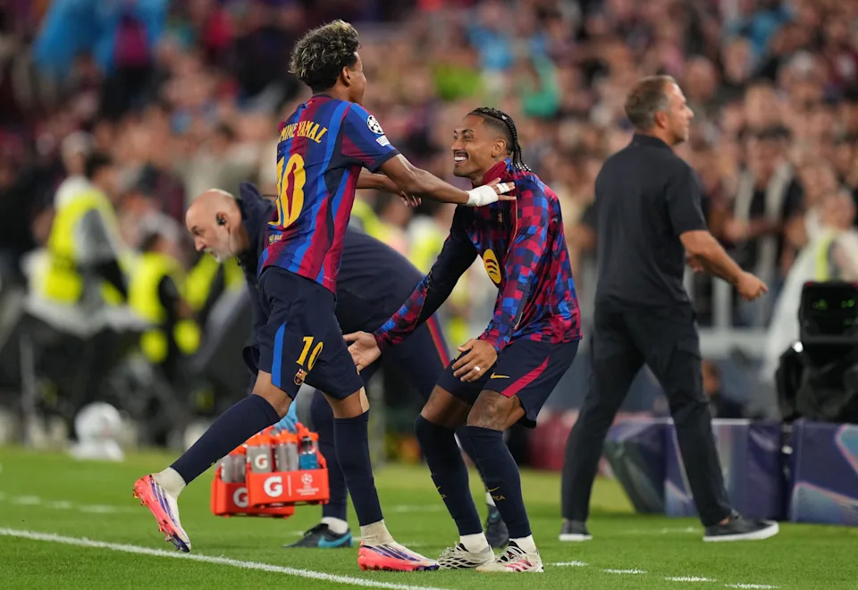 Yamal và Raphinha trở thành chân sút chủ lực của Barcelona (Ảnh: Reuters)