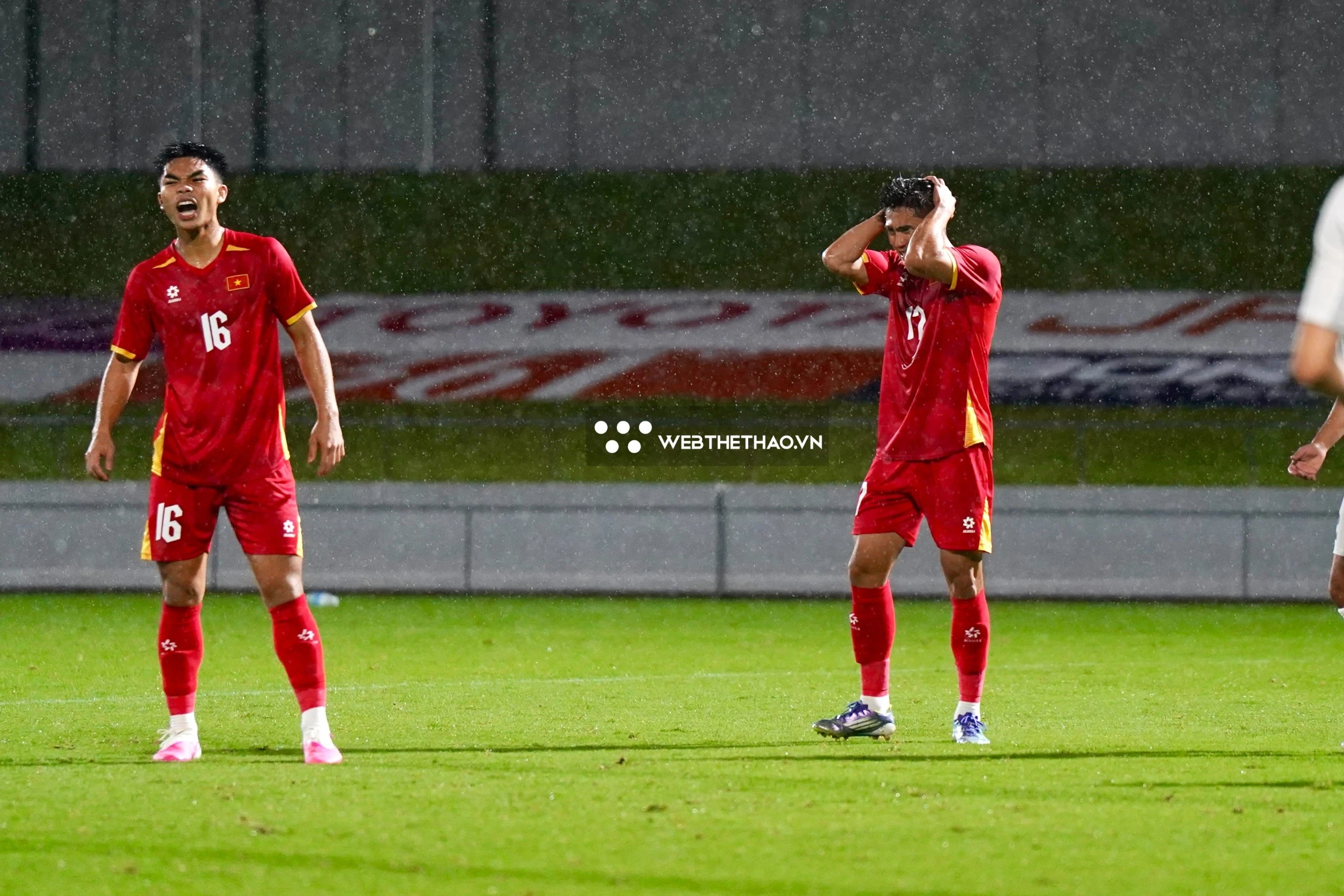 Dù vậy, U23 Việt Nam không thể có thêm bàn thắng và chấp nhận trận hòa trước U23 Kuwait ở trận ra quân. Ảnh: Việt Long